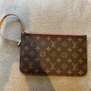 LV wristlet